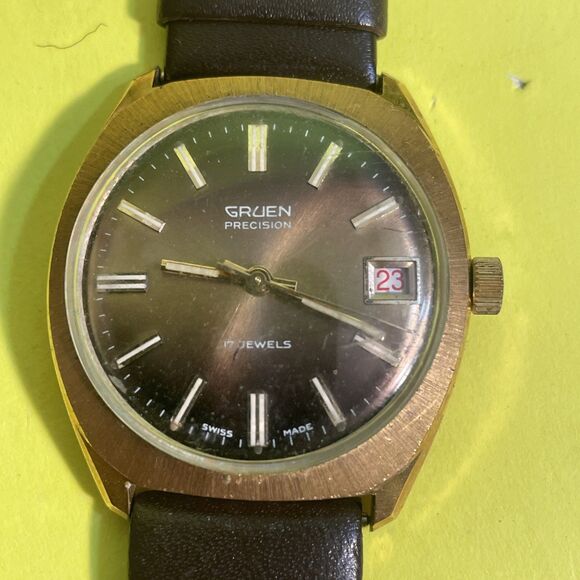 Vintage GRUEN men's manual wind watch Date Two-tone dial 1960s - Picture 1 of 9